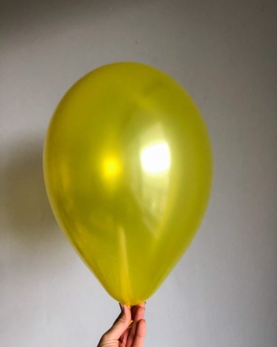 balloon metallic yellow