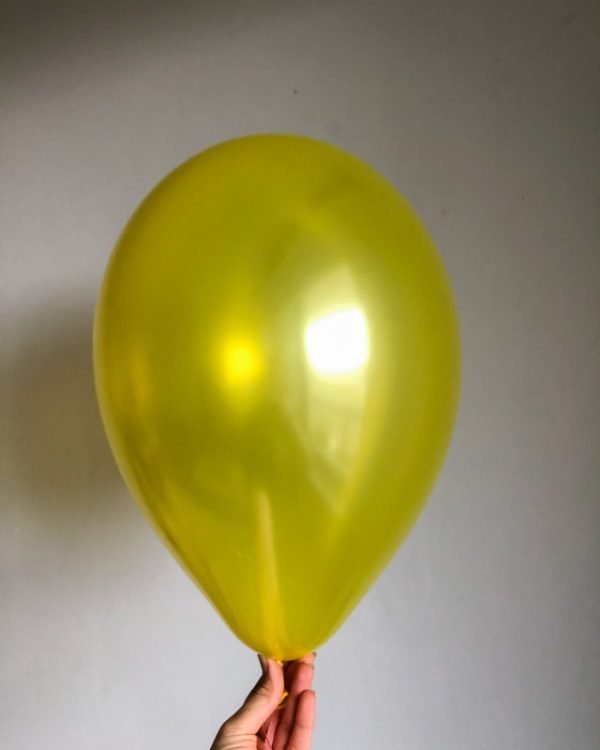balonek metalicky zluty