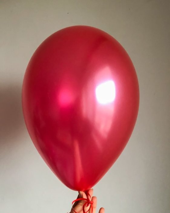 cerveny metalicky balonek