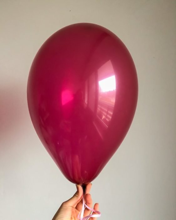 pastelovy balonek bordo