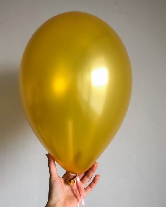 balonek zlaty metalicky
